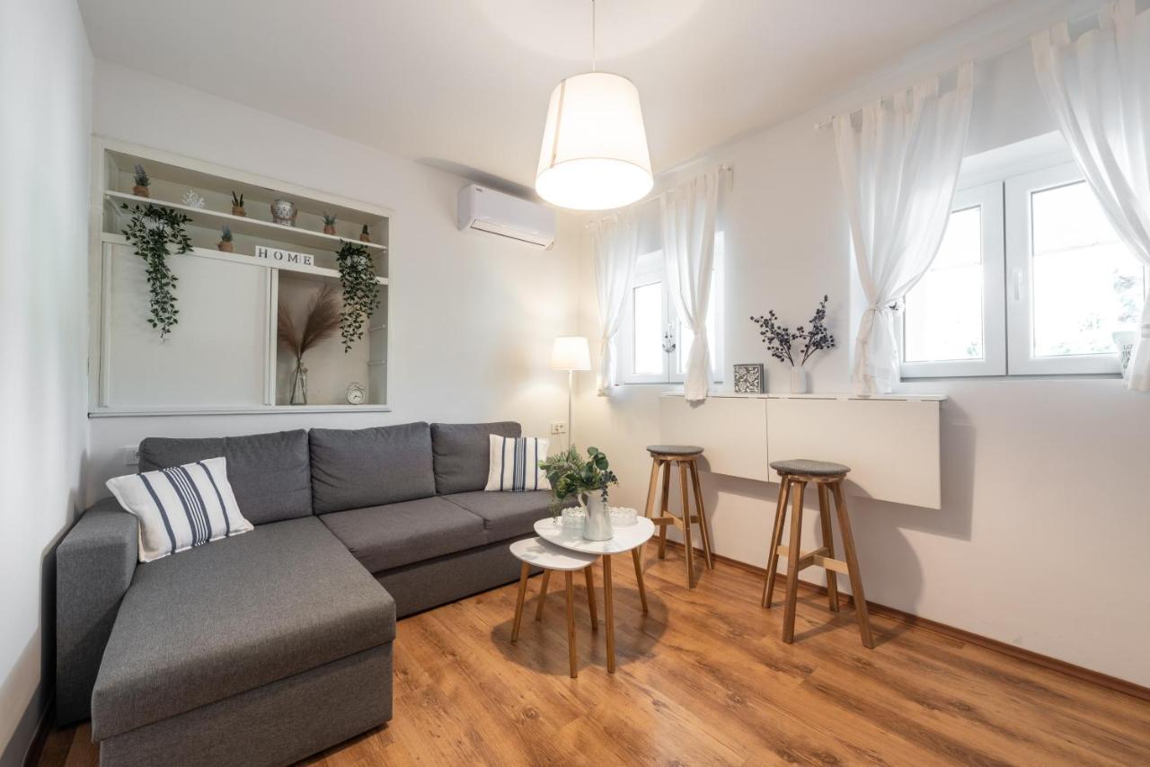 Apartment Near Old Town, Free Parking & Huge Garden Dubrovnik Exterior foto